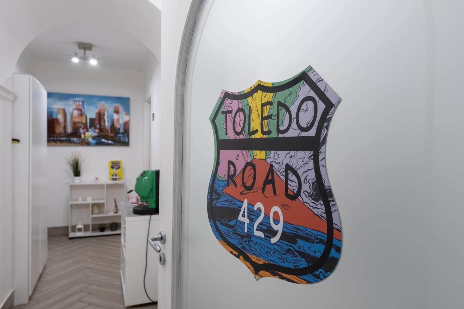 Toledo Road 429 Hotel Napoli Bagian luar foto