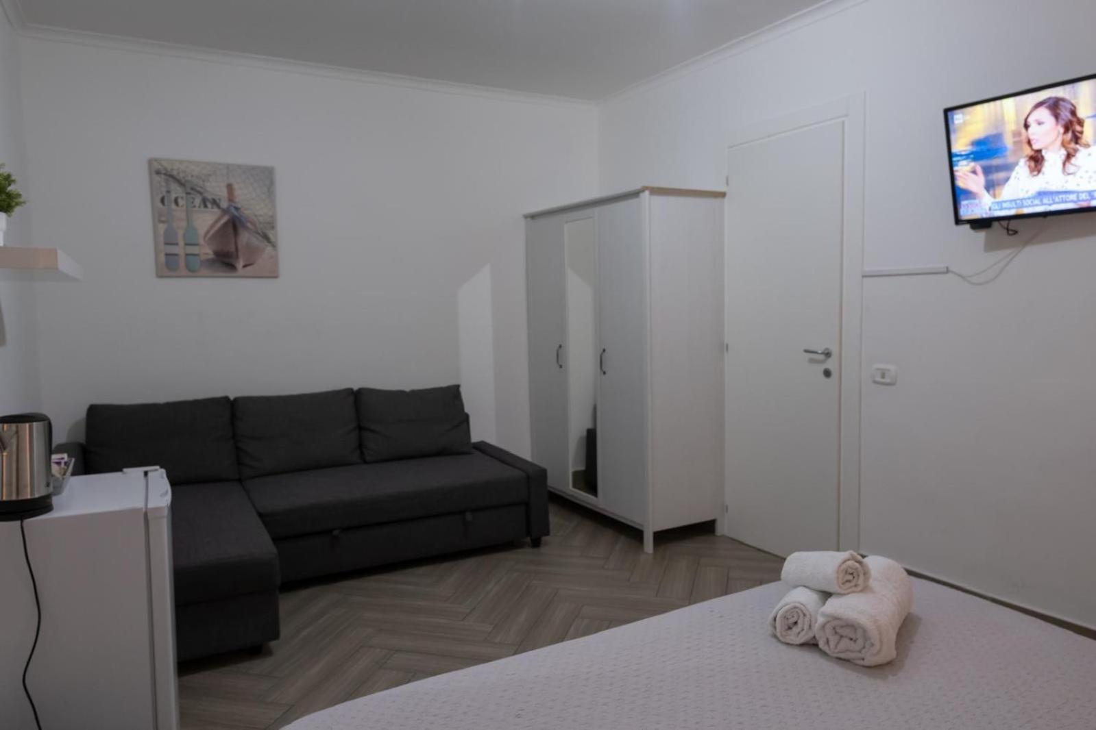 Toledo Road 429 Hotel Napoli Bagian luar foto