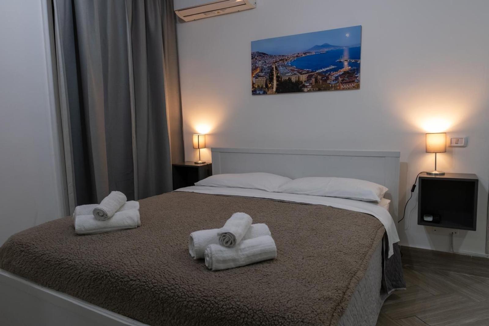 Toledo Road 429 Hotel Napoli Bagian luar foto